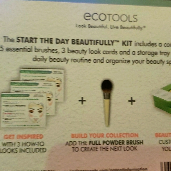 ECCOTOOLS COSMETIC BRUSHES WITH STORAGE TRAY. NIB. - Picture 4 of 6